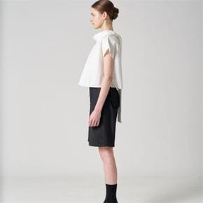 White poplin belted top