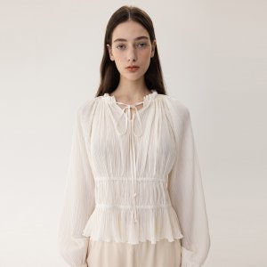 킨더살몬 FW23 Shirring Blouse Ivory