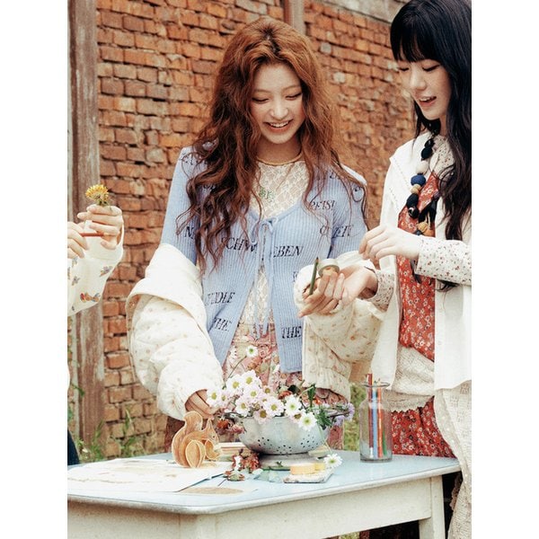 [KiiiKiii PICK] 타이포 전판 자카드 골지 가디건_T256MCD901W