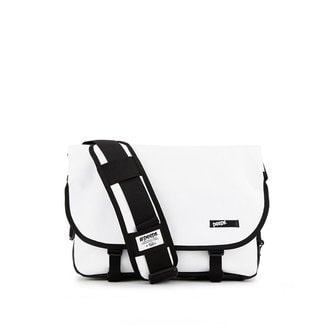 PEEPS(핍스) essential messenger bag(white)