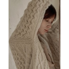 Alpaca over size square cable cardigan