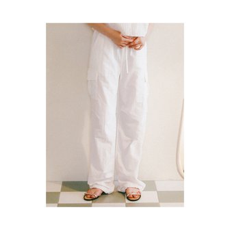 로시로우 String Cargo Sharing Jogger Pants white