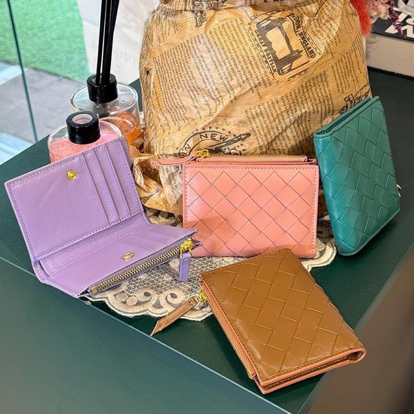 [옷자락] 여자 클래식 컬러 가죽 메쉬 위빙 카드수납 반지갑