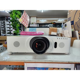  200시간미만사용된  HITACHI MVP - X6200 중고빔프로젝터