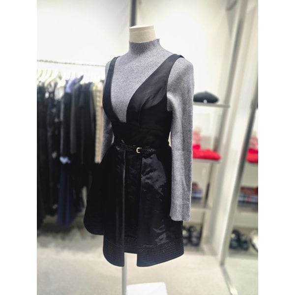 [여주점] 딥 브이넥 볼륨  A라인 미니 원피스 EQ4WO162