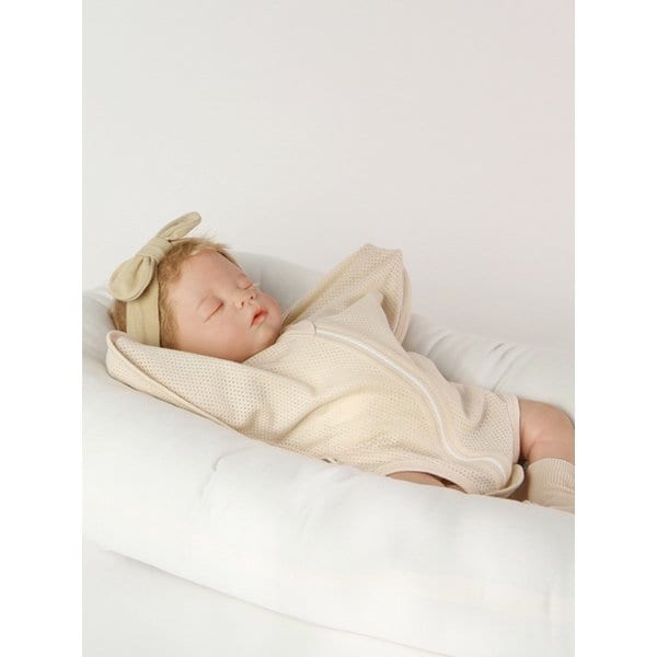 스와들컷 - Newborn swaddlecut with baby socks