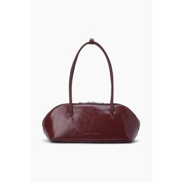 베네통 글로시 크랙 바게트백 BCBG09541