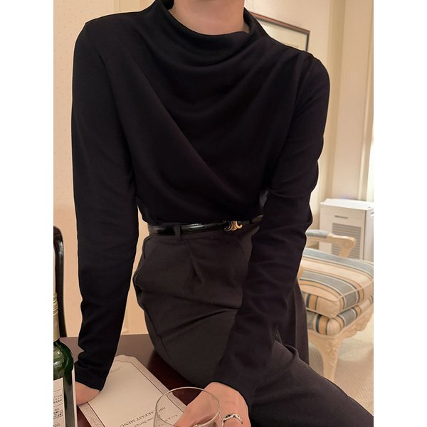 멜로 드레이프 티블라우스_BLACK