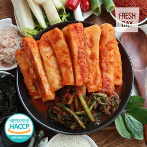 [도깨비김치] 국내산 재료 남부식 프리미엄 총각김치 2kg