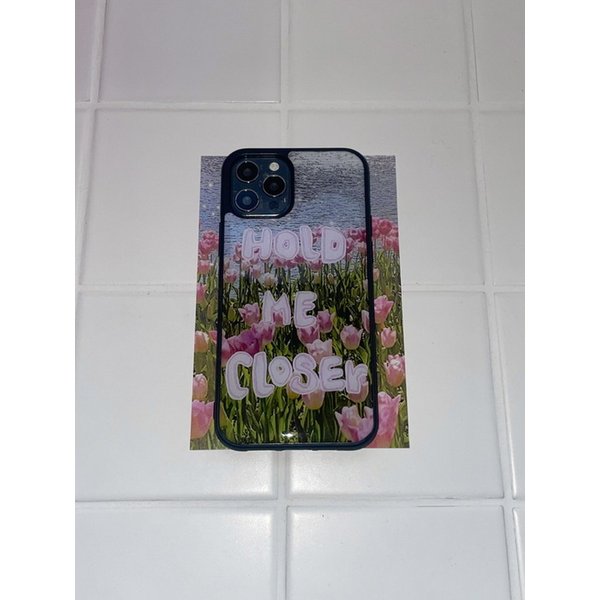 HOLD ME CASE
