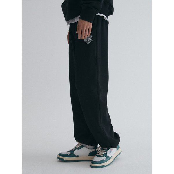 엠블럼 프린트 스웻 남성 팬츠 BLACK