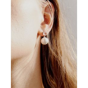 Pure Square & Bold Pearl Earring