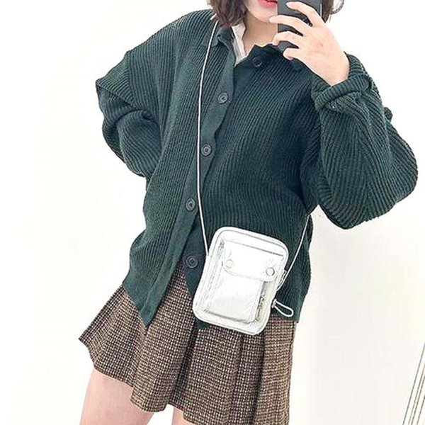 [옷자락] 여성용 블랙 실버 사각 미니 크로스백 버튼 광택