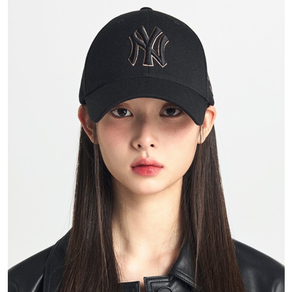 확대된 대표 .