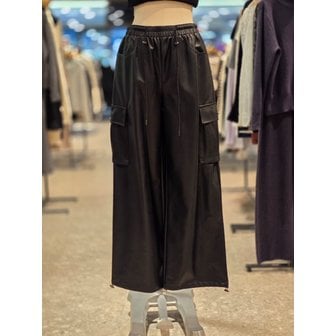 LAP [파주점] 랩 카고포켓 허리밴딩 레더 팬츠 AQ1LP260