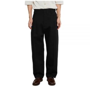 르메르 Pleated Carrot Pants (PA1194 LF1365 999) (플리츠 캐롯 팬츠)