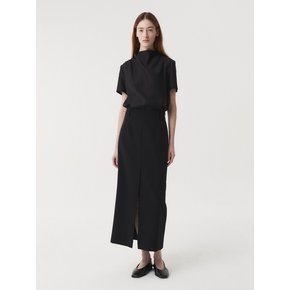 LONG SLIT SKIRT (BLACK)