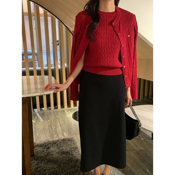 에센셜코튼 케이블 가디건_DEEP RED