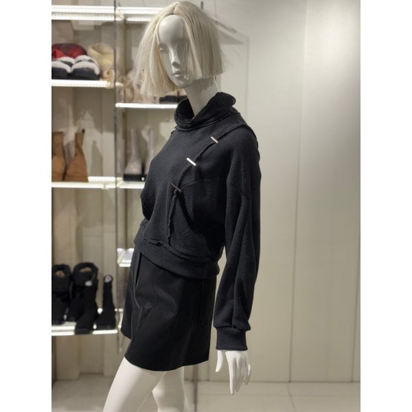 [파주점] 금속 장식 포인트 루즈니트(EQ4CL065)