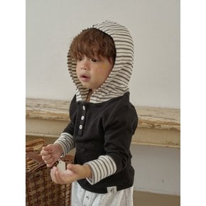베리 후드티