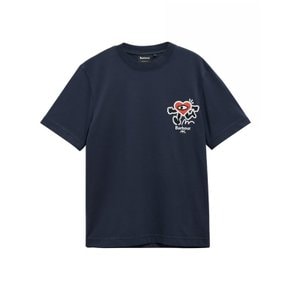 [26SS][Barbour x Mul Draws] 남성 네이비 Camping Trip 티셔츠 URTS6E017N2