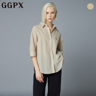 GGPX 오픈 카라 백 버클 자수 7부 블라우스 (GNB6SH241F)