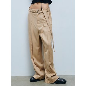 BELTED CREAM PLEATED PANTS