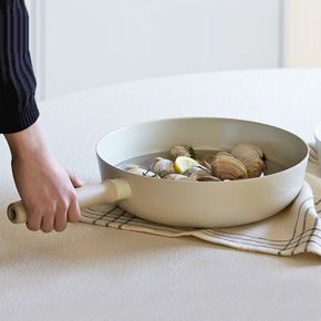 세라믹 논스틱 IH 인덕션 28cm 웍 코팅 궁중팬[35738054]