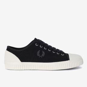 (Hughes Low Canvas) FRED PERRY 남녀 공용 스니커즈 SFPU2334365-T38