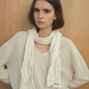 Soft pleated long scarf [TIFA05AC04]_Ivory