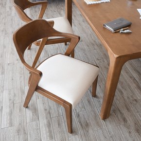 세인트 식탁의자 원목의자 월넛색상 인테리어의자