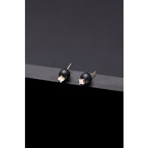 8mm Onyx Core Poise Earrings [Option-Earclip 귀찌]