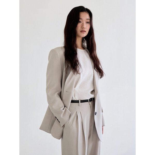 Classic Two-Button Jacket (Beige)