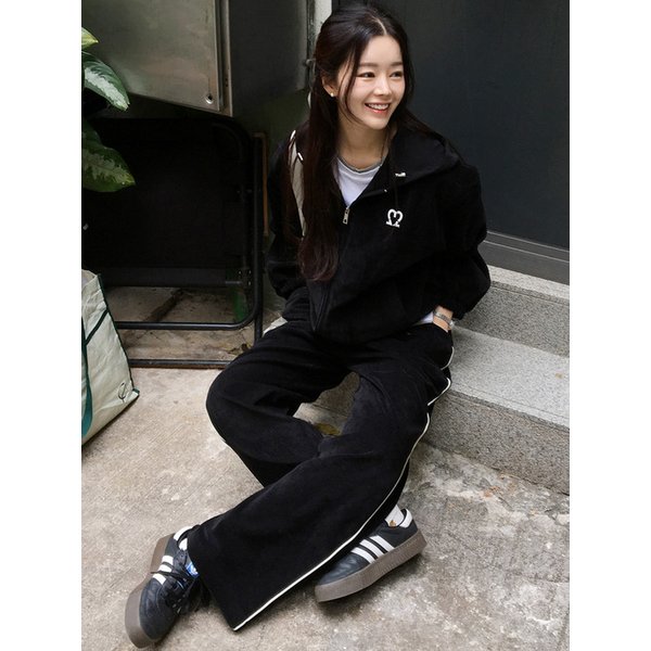 [진주언니 PICK] 6317 벨벳 후드집업 셋업 (블랙)
