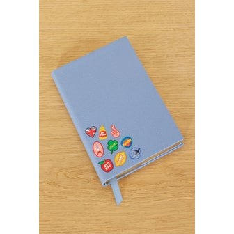 SMYTHSON 스마이슨 소호 프린트 텍스처 가죽 노트북 스카이 블루 46376663162993438