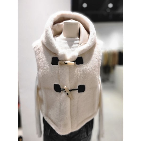 [여주점] 리버시블 페이크 퍼 베스트 ER4JV001