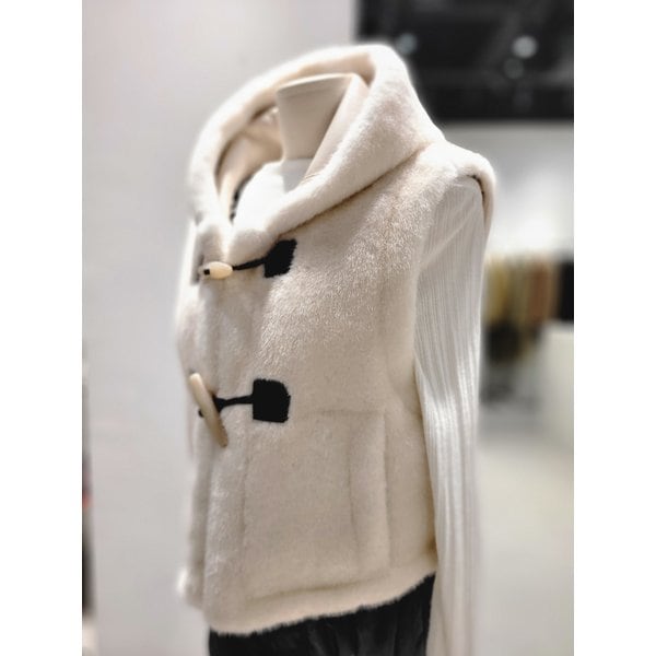 [여주점] 리버시블 페이크 퍼 베스트 ER4JV001