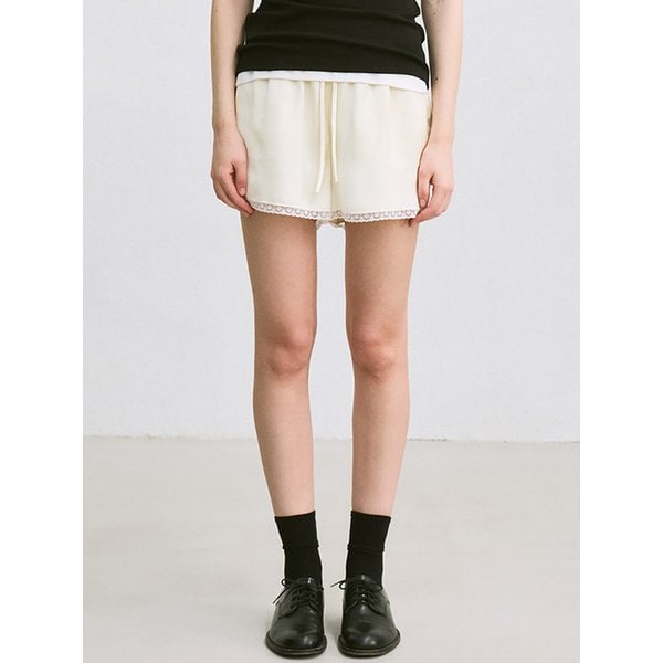 lace-trim mini shorts (light yellow)