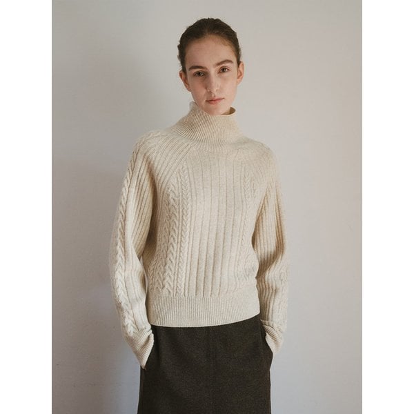 TWF CABLE WHOLEGARMENT KNIT TURTLENECK TOP_2COLORS