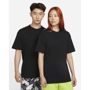 일본 나이키 NSW 스포츠웨어 프리미엄 에센셜 맨즈 반팔 티셔츠 - DO7393-010