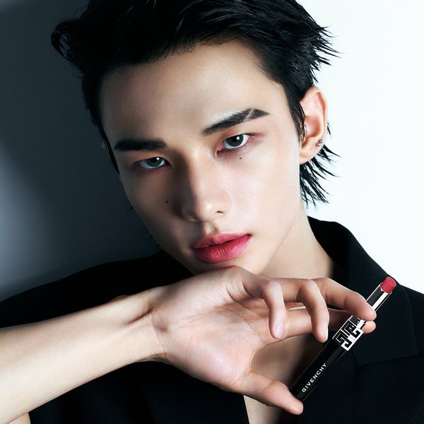 [SSG단독] 르 루즈 슬림 벨벳 립 듀오 세트 (+포켓 미러+블랙 미니 파우치 증정)