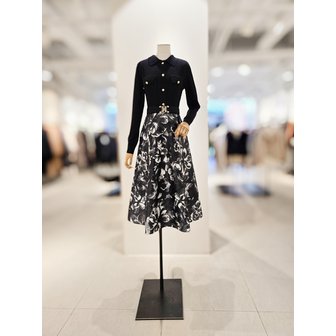 아이잗컬렉션 [파주점] [더아이잗컬렉션]프린트 포인트 믹스드 니트 원피스 CS3B1OP411