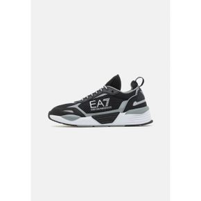 5153776 EA7 ACE RUNNER UNI - Trainers black/silver