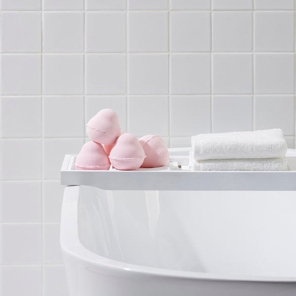 자주 베리 바닐라 모이스처 배쓰밤 180g J81N902049100
