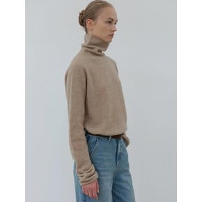 cashmere turtleneck (beige)