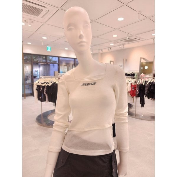 [부산점] 로고포인트슬림핏골지니트 EQ3JK801