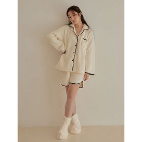 여성 마쉬멜로우 양털 긴소매 3부투피스 카라 수면잠옷(2C)