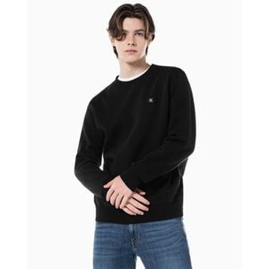 Calvin Klein Jeans 남성 레귤러핏 CK 뱃지 로고 기모 맨투맨 티셔츠(J322334리오더)