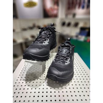 KEEN [여주점] [자이오닉 NXT 워터프루프] 블랙 남성 트레킹화_KNSO5F610BK