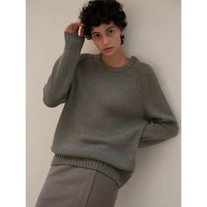 CREW NECK LONG SLEEVE KNIT TOP